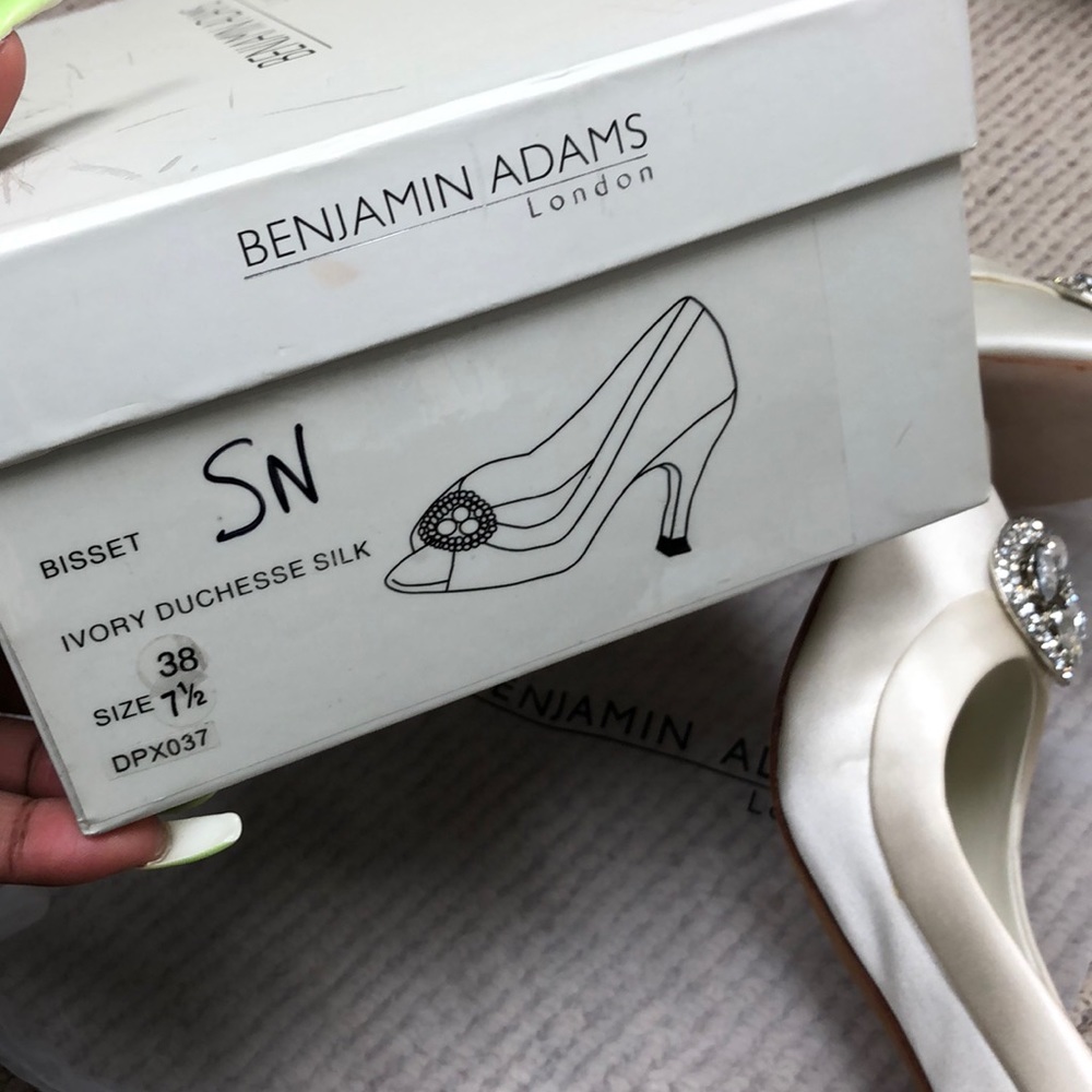 Benjamin Adams Bridal Heel - Picture 6 of 7
